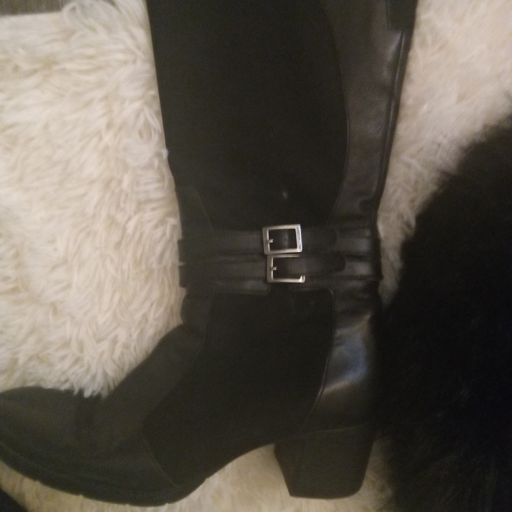 Black Heeled Boots
